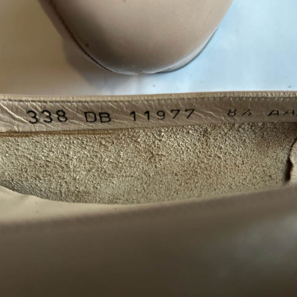 Salvatore Ferragamo Women's Taupe Leather Loafers - Picture 8 of 8